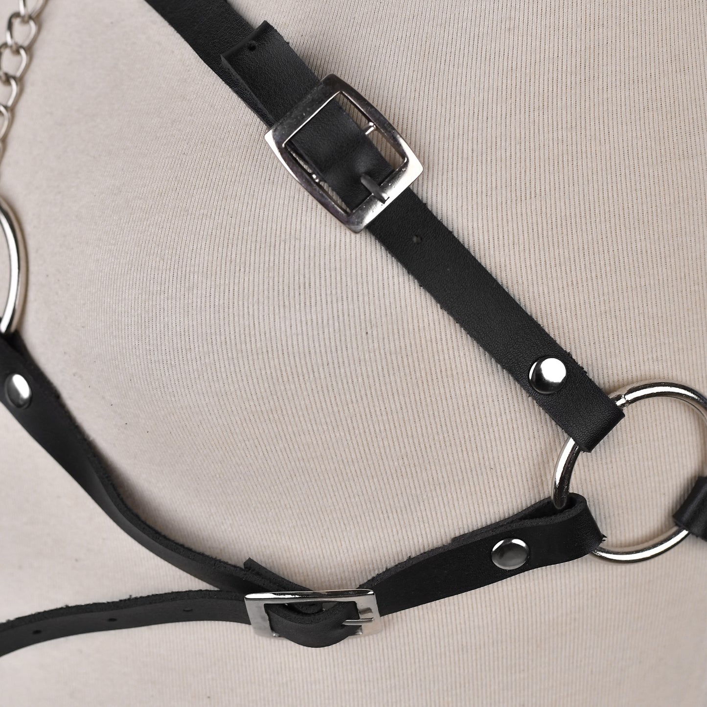 Obsidian Chainlink Harness